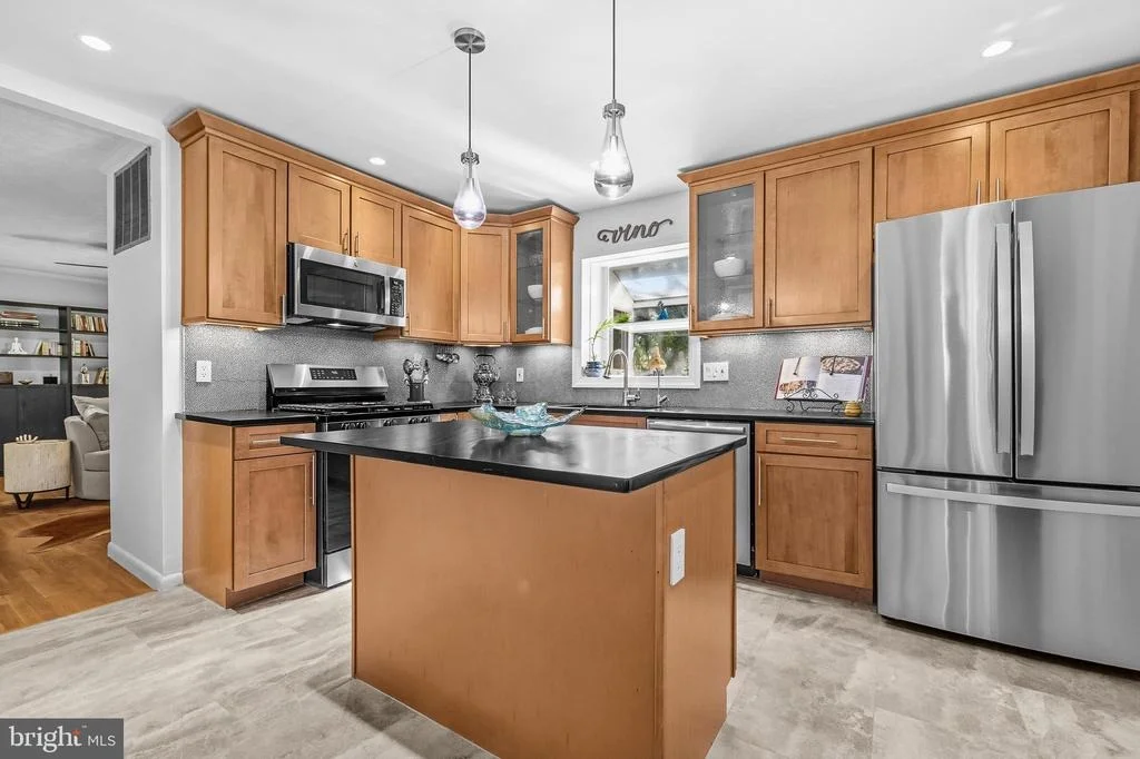 Photo of 17641 PRINCE EDWARD DRIVE