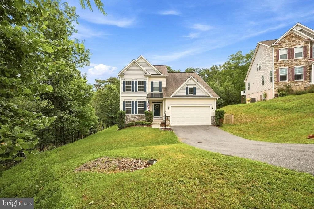 Photo of 210 WOODS DRIVE