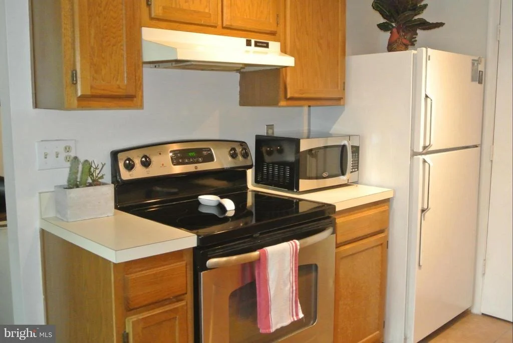Photo of Unit C at 2 NORMANDY SQUARE COURT