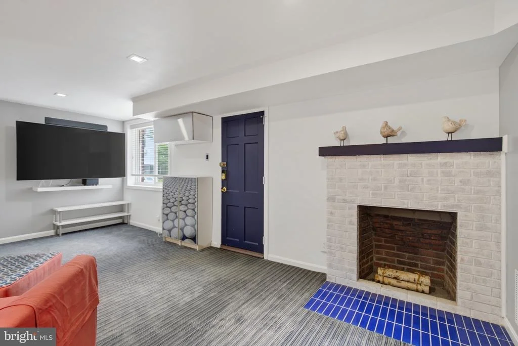 Photo of 432 ARGYLE DRIVE