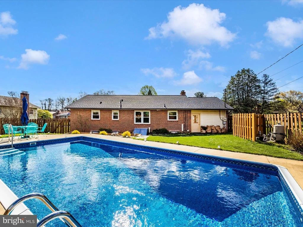 Photo of 234 WYNGATE DRIVE