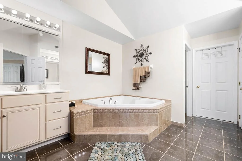 Photo of 1019 POWELL COURT