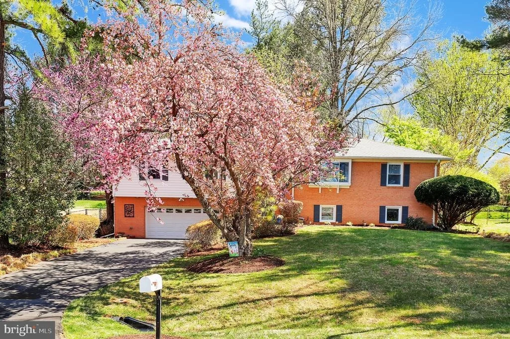 Photo of 17641 PRINCE EDWARD DRIVE