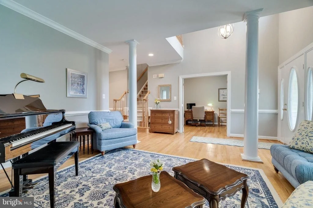 Photo of 9827 FIVE OAKS ROAD