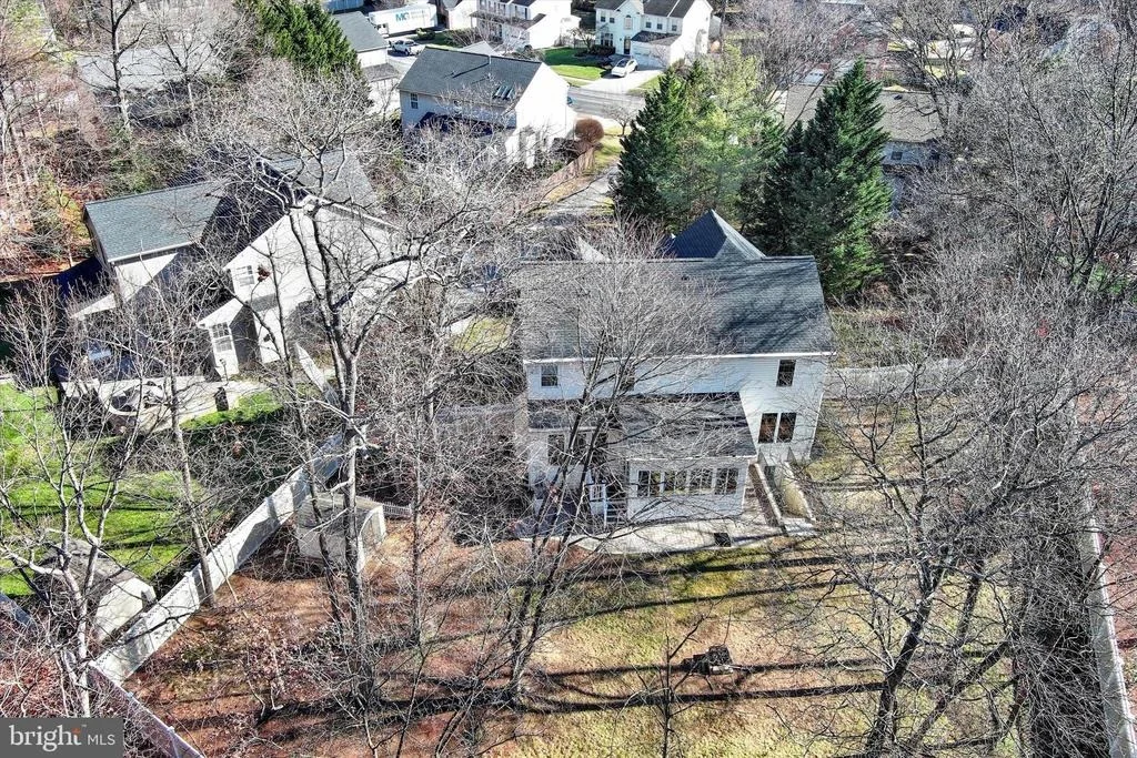 Photo of 1590 CHAPMAN ROAD