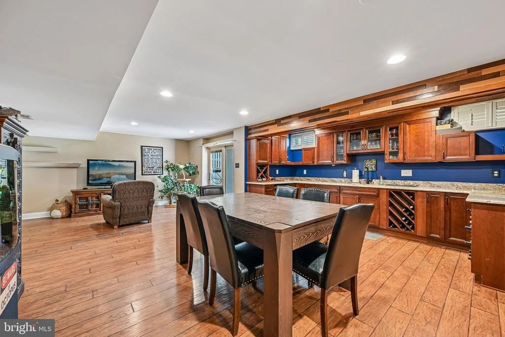 Photo of 6729 LOWES LANE