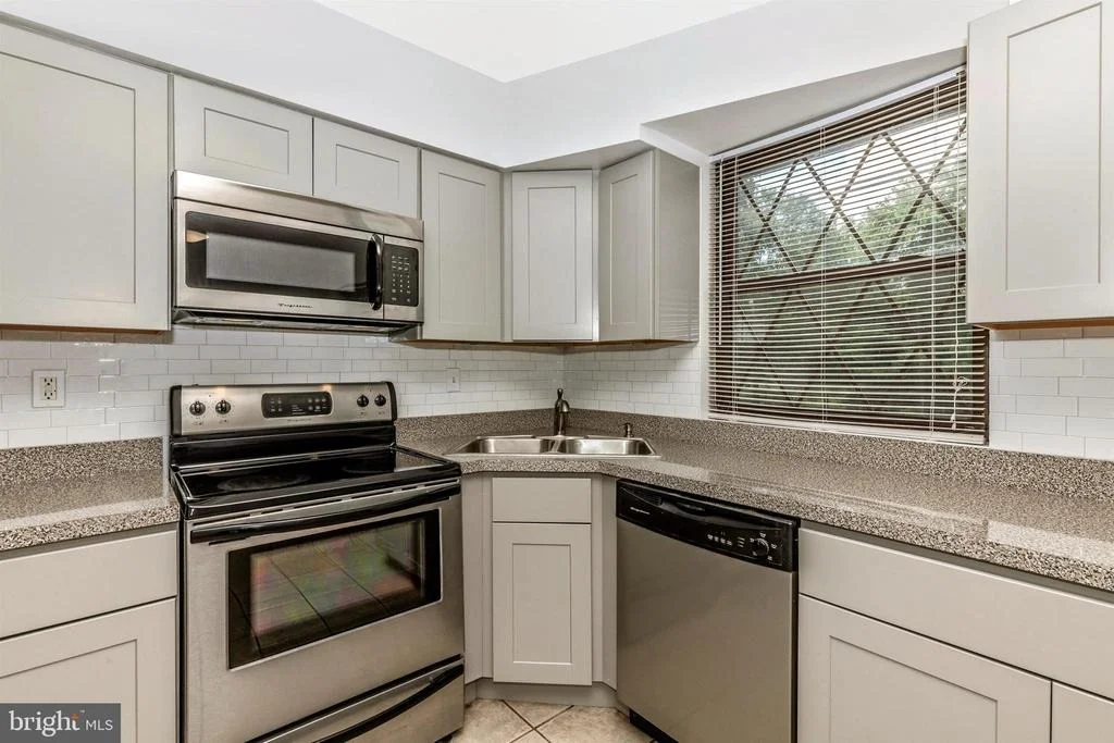 Photo of 5912 MAPLE TERRACE