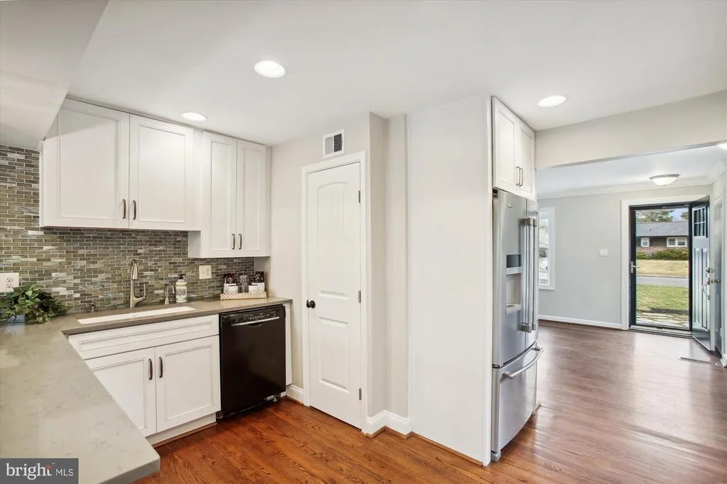 Photo of 7926 JACKSON ROAD