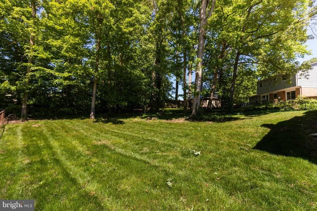Photo of 6924 VANCOUVER ROAD