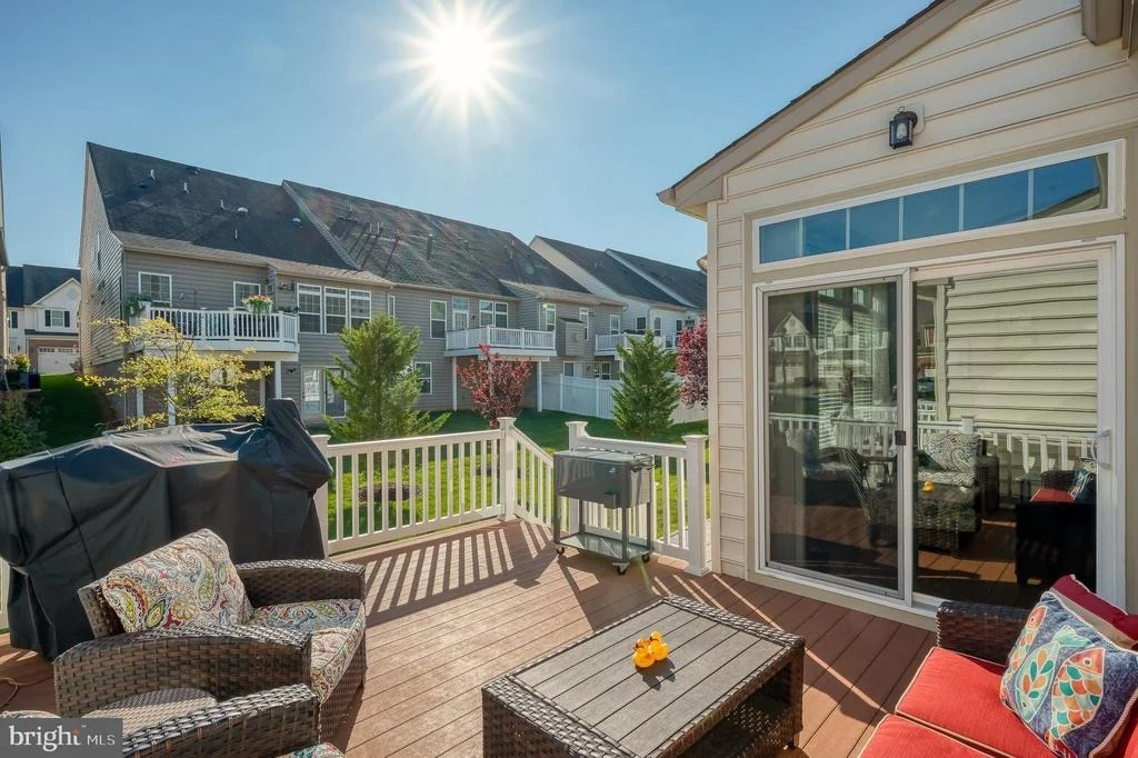 Photo of 355 TUFTON CIRCLE