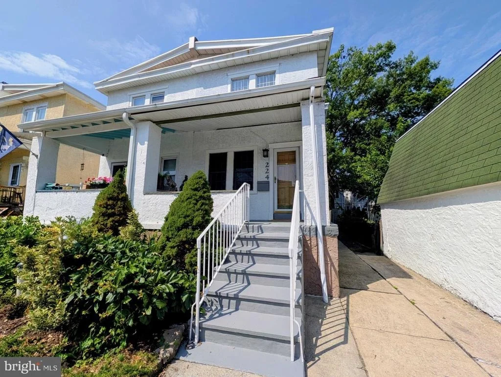 Photo of 224 WILLIAMS AVENUE