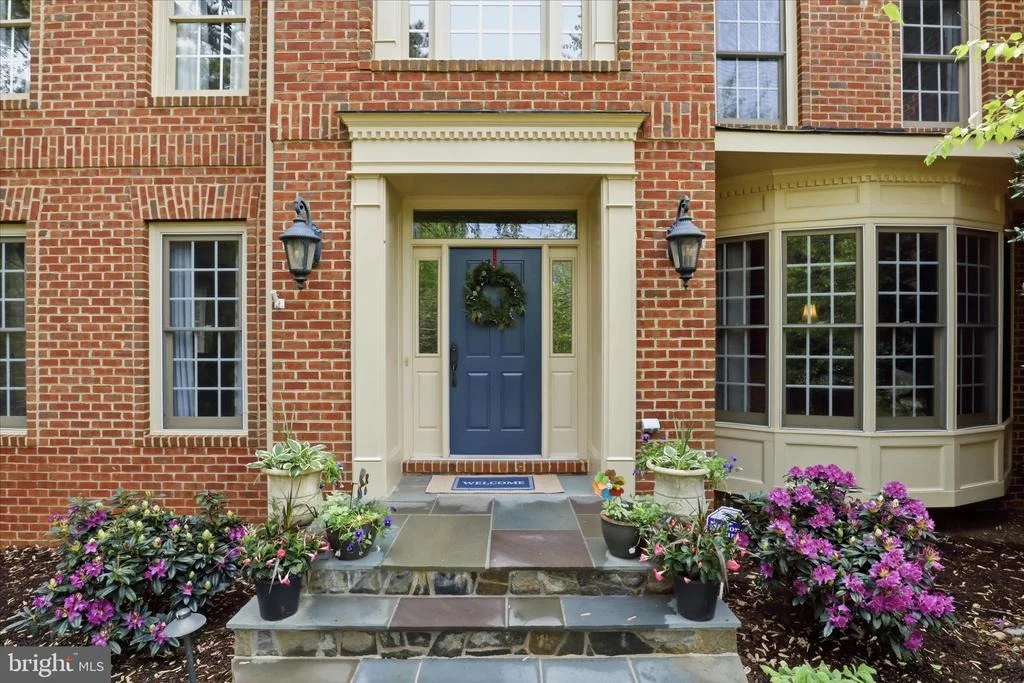 Photo of 6441 GEORGETOWN PIKE
