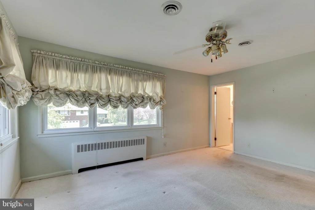 Photo of 6605 DEANCROFT ROAD