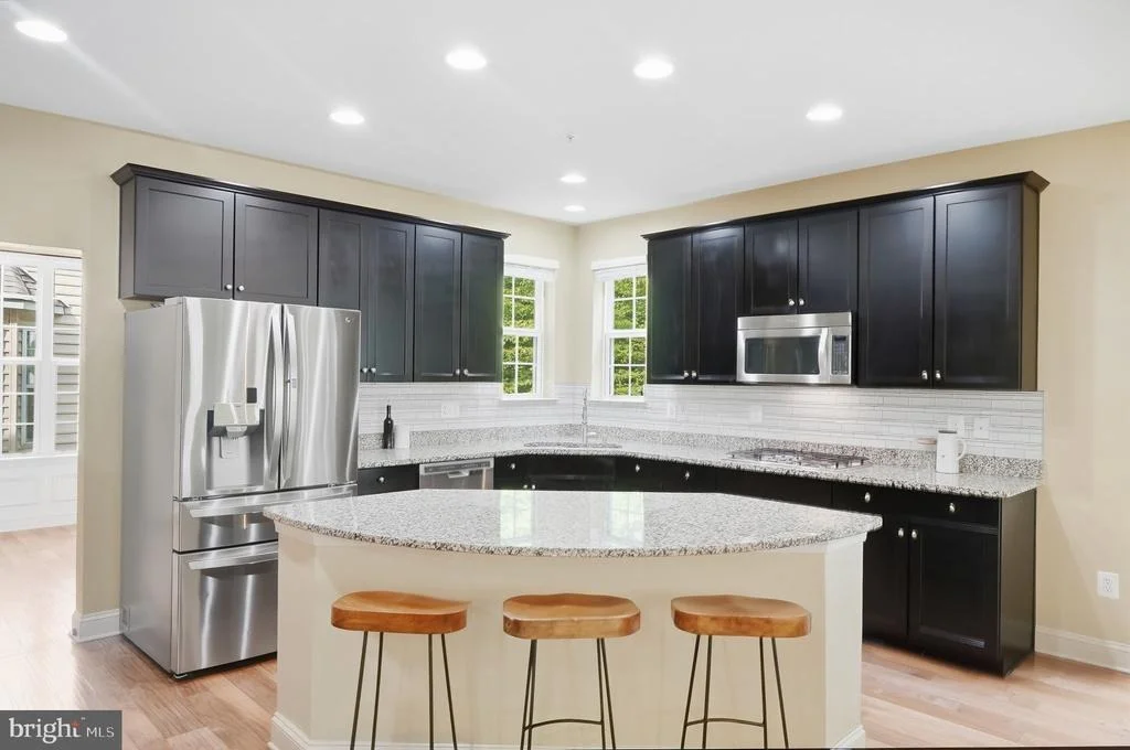 Photo of 3012 LAKE FOREST DRIVE