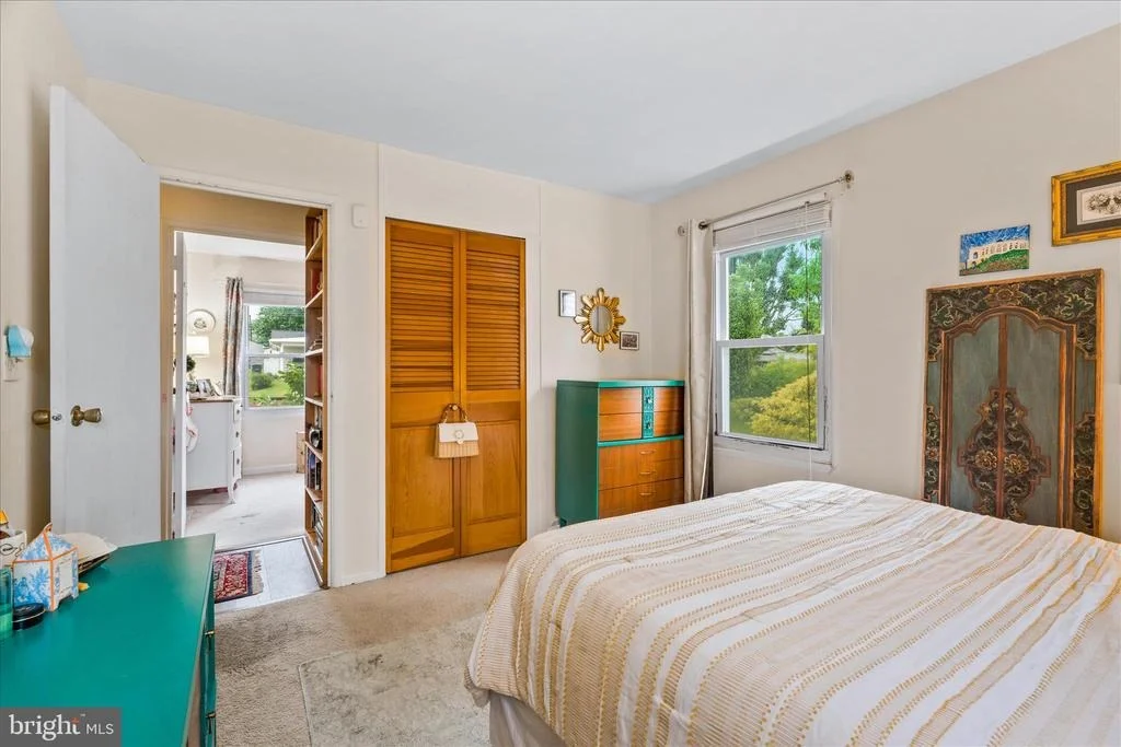 Photo of 466 CARROLLTON DRIVE