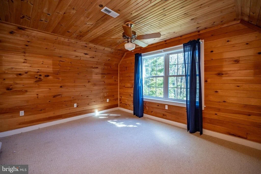 Photo of 32 HAZELHURST LANE