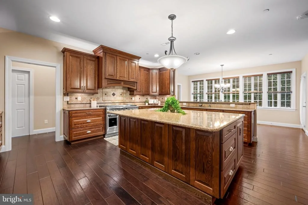 Photo of 1391 MACTON ROAD