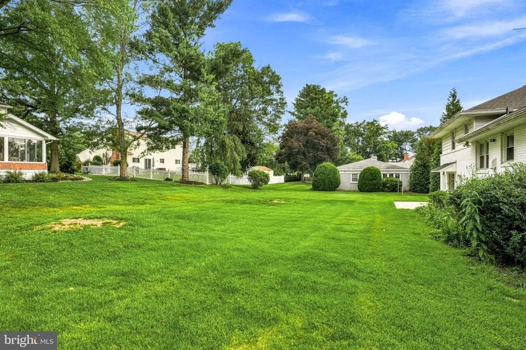 Photo of 2500 SALEM DRIVE
