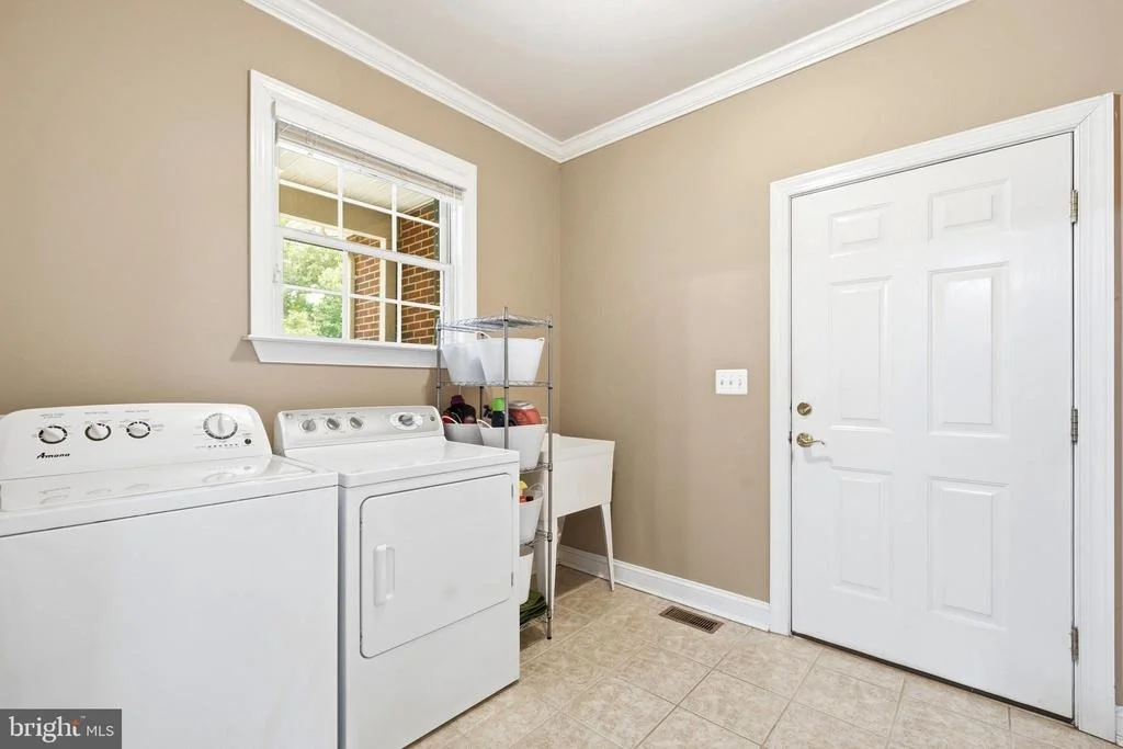 Photo of 4570 HAWTHORNE ROAD