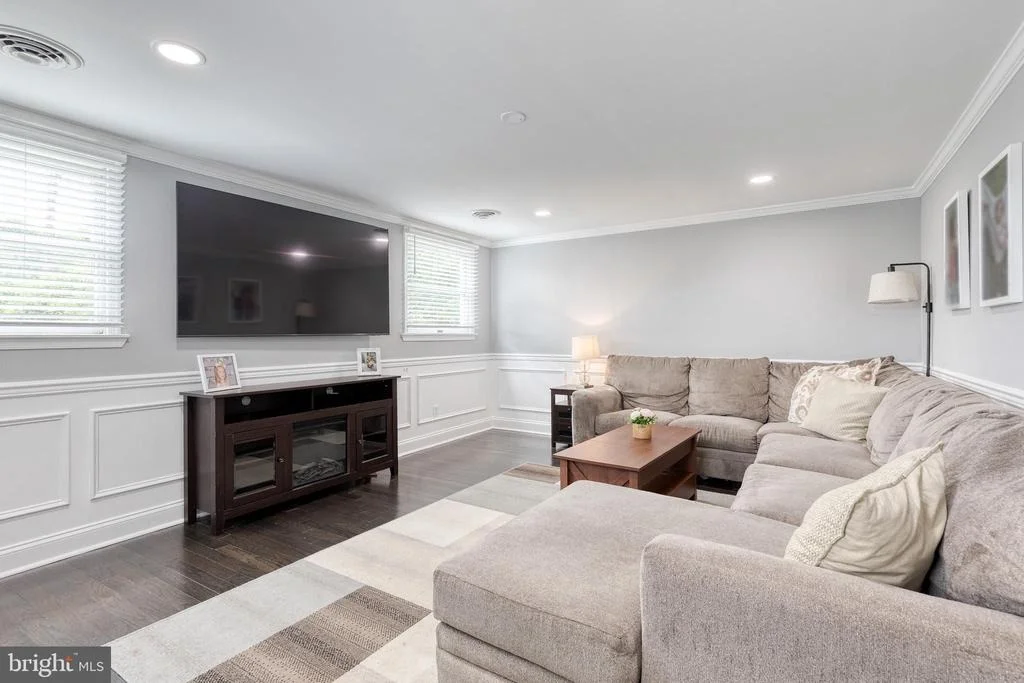 Photo of 5820 HERON DRIVE