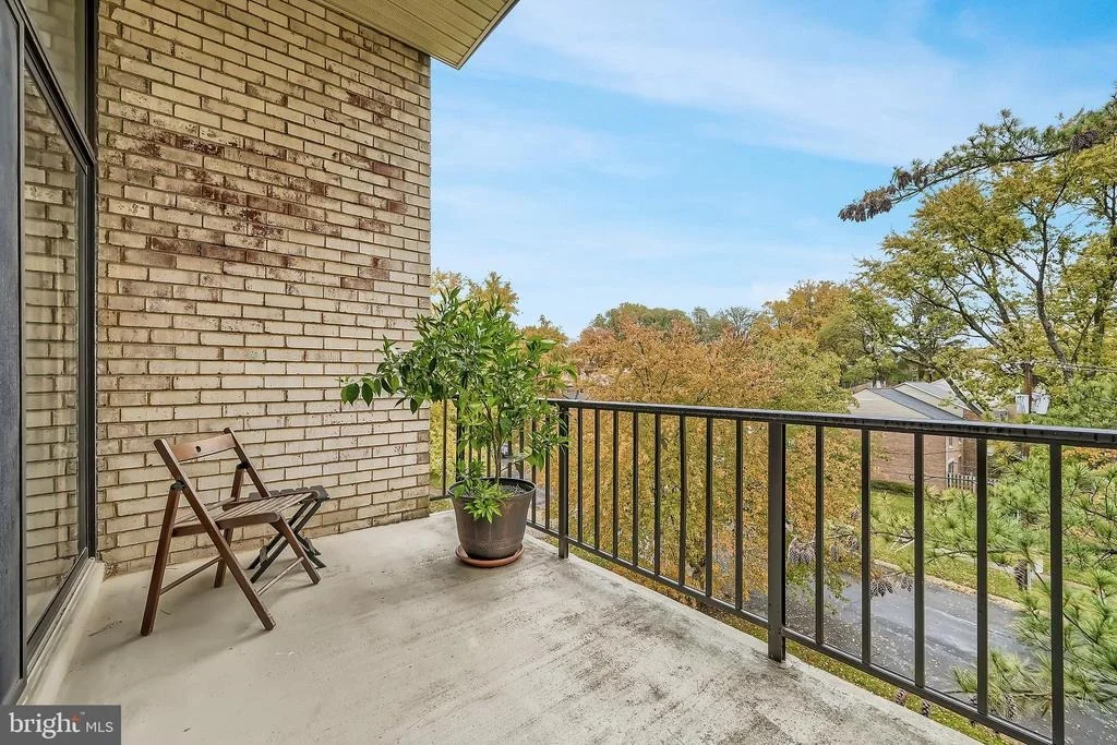 Photo of Unit 302 at 10864 BUCKNELL DRIVE