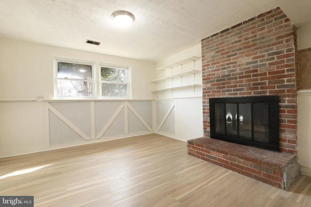 Photo of 1320 RAINBOW DRIVE