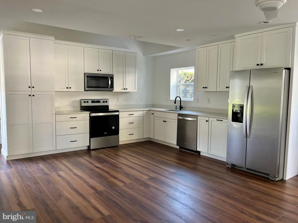 Photo of 355 KYLE ROAD