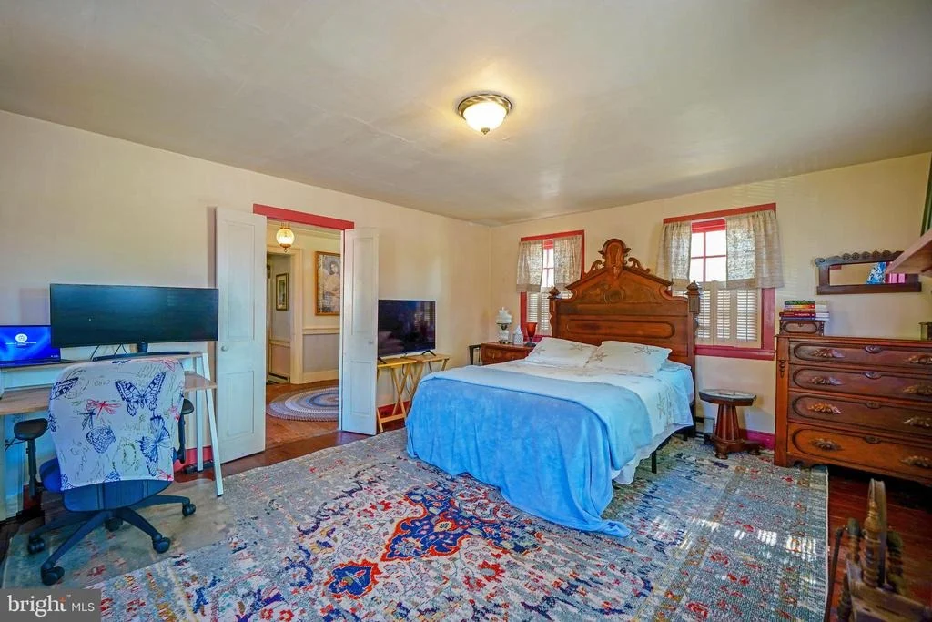 Photo of 202 W 3RD STREET