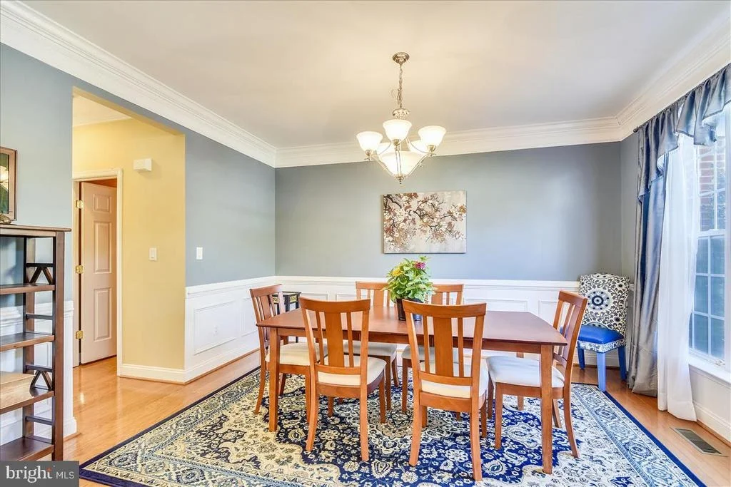 Photo of 25861 SPRING FARM CIRCLE