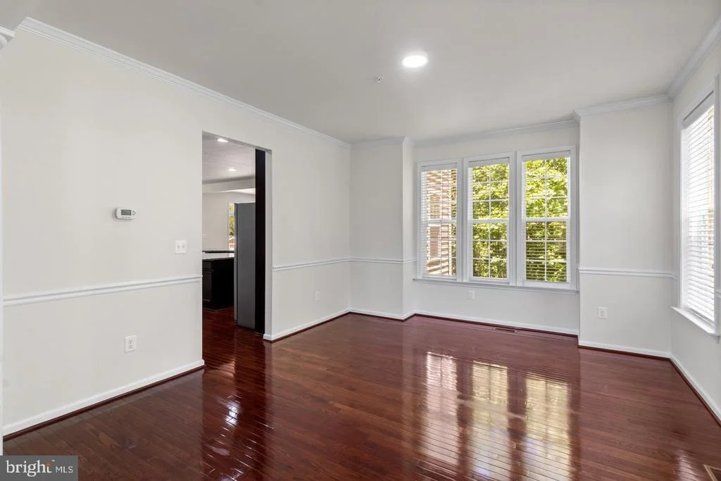 Photo of 9613 MANOR OAKS VIEW