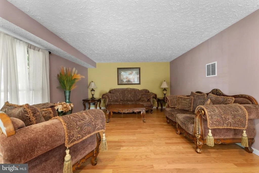 Photo of 11309 CLARA STREET
