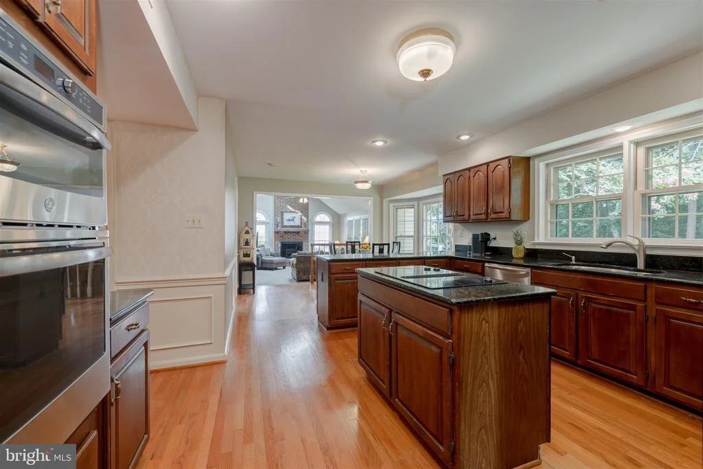 Photo of 7909 DEERLEE DRIVE