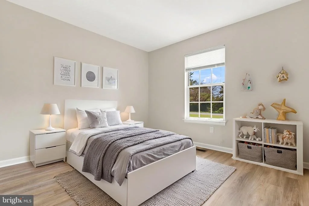 Photo of 3902 SHAKESPEARE WAY