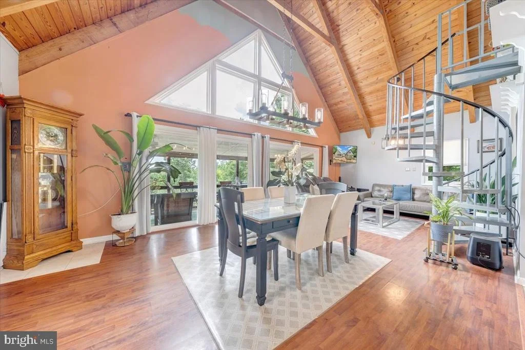 Photo of 722 FOLEY RIDGE ROAD