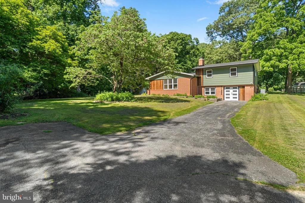 Photo of 9126 BETHEL ROAD