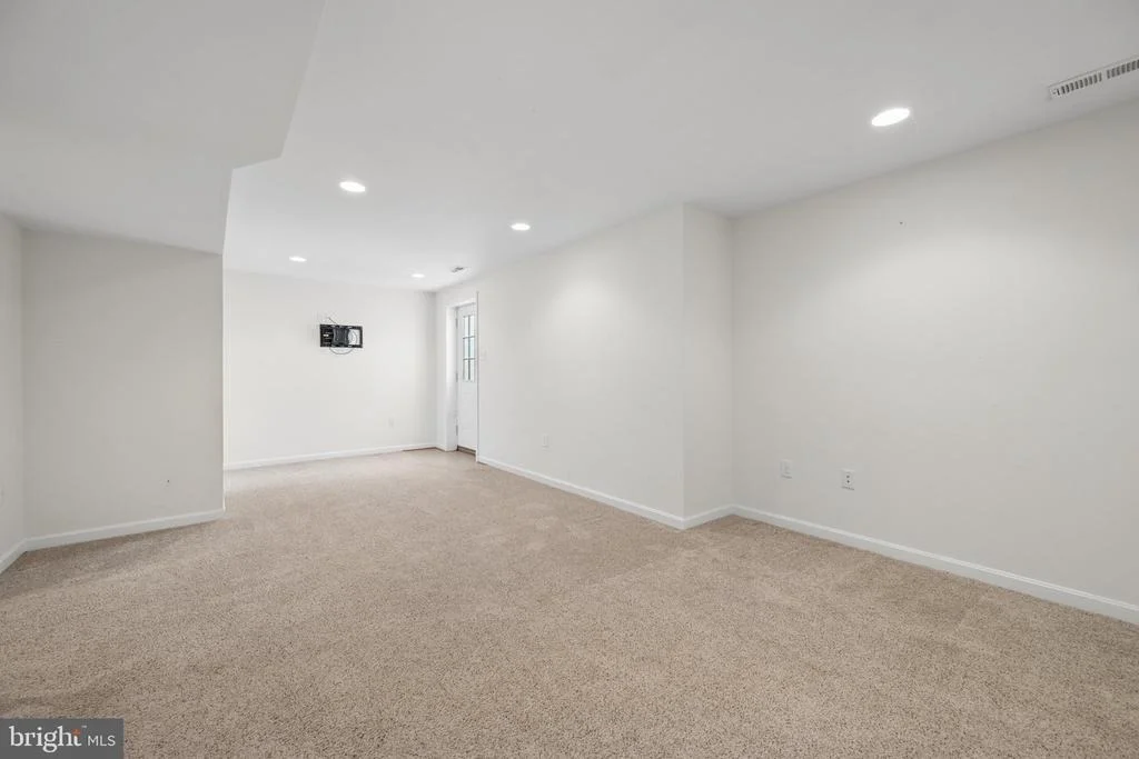 Photo of 232 WINTER BROOK DRIVE