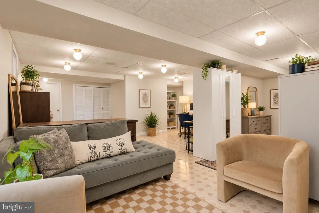 Photo of 9400 FOX RUN DRIVE