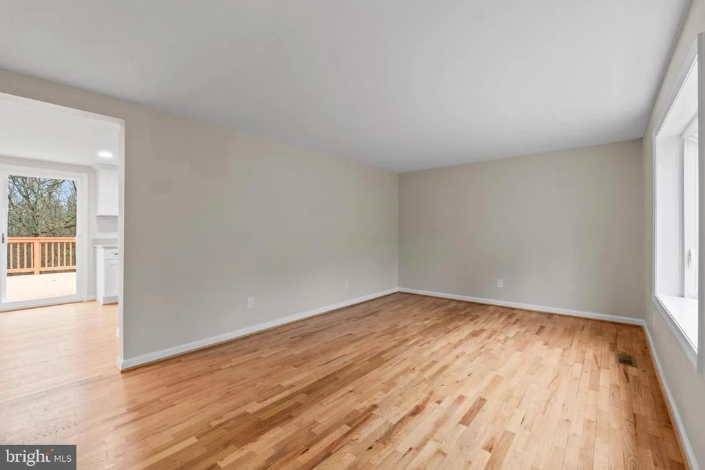 Photo of 6411 FULMER ROAD