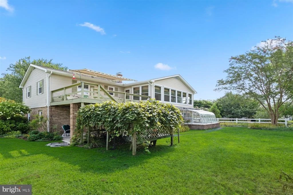 Photo of 776 HICKMAN DRIVE