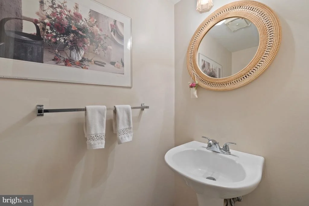 Photo of 10409 MAYNARD COURT