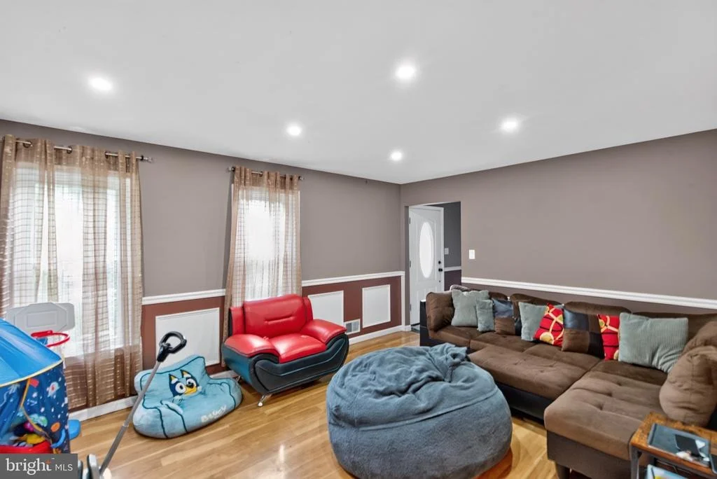 Photo of 11004 ELON DRIVE