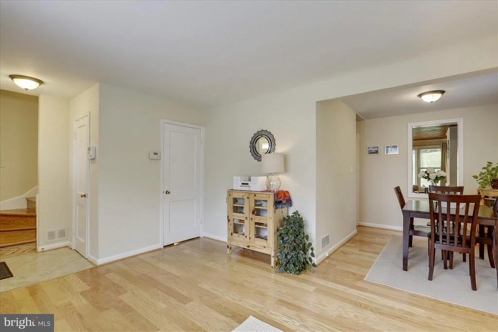 Photo of 1005 DENNIS AVENUE