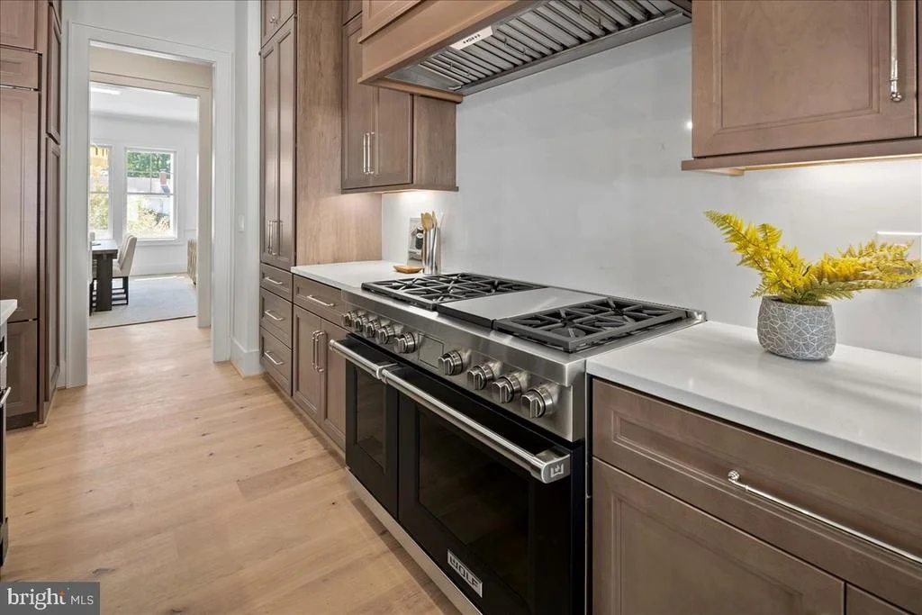 Photo of 6716 VAN FLEET DRIVE