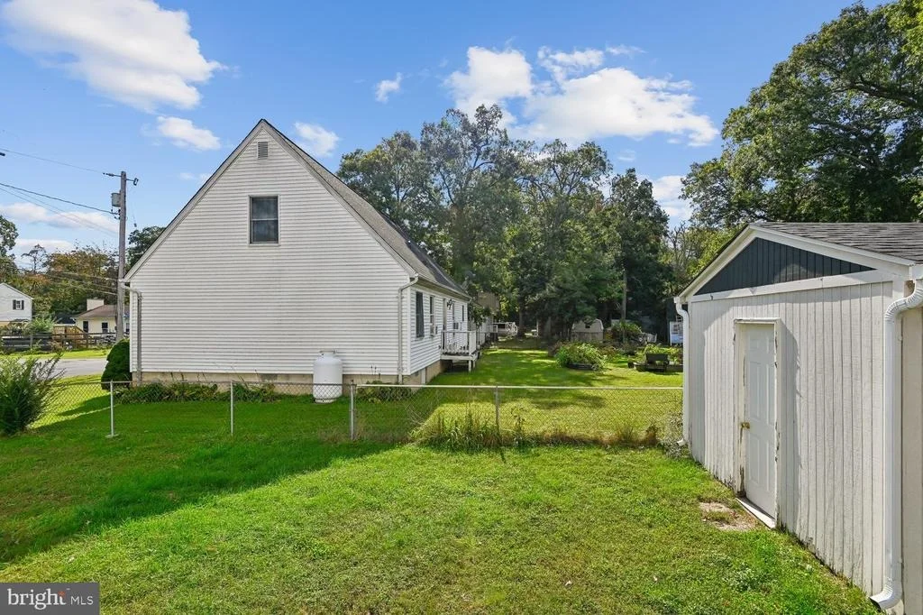 Photo of 4734 IDLEWILDE ROAD