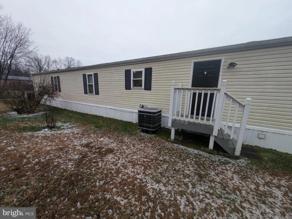 Photo of 239 POCLAIN