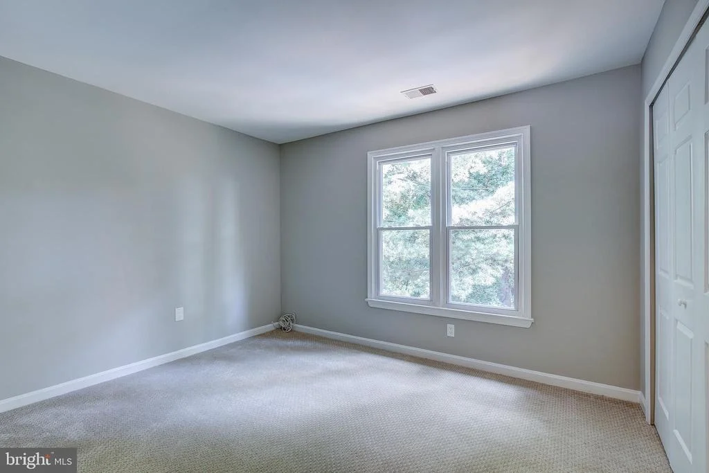 Photo of 7109 LONG VIEW ROAD