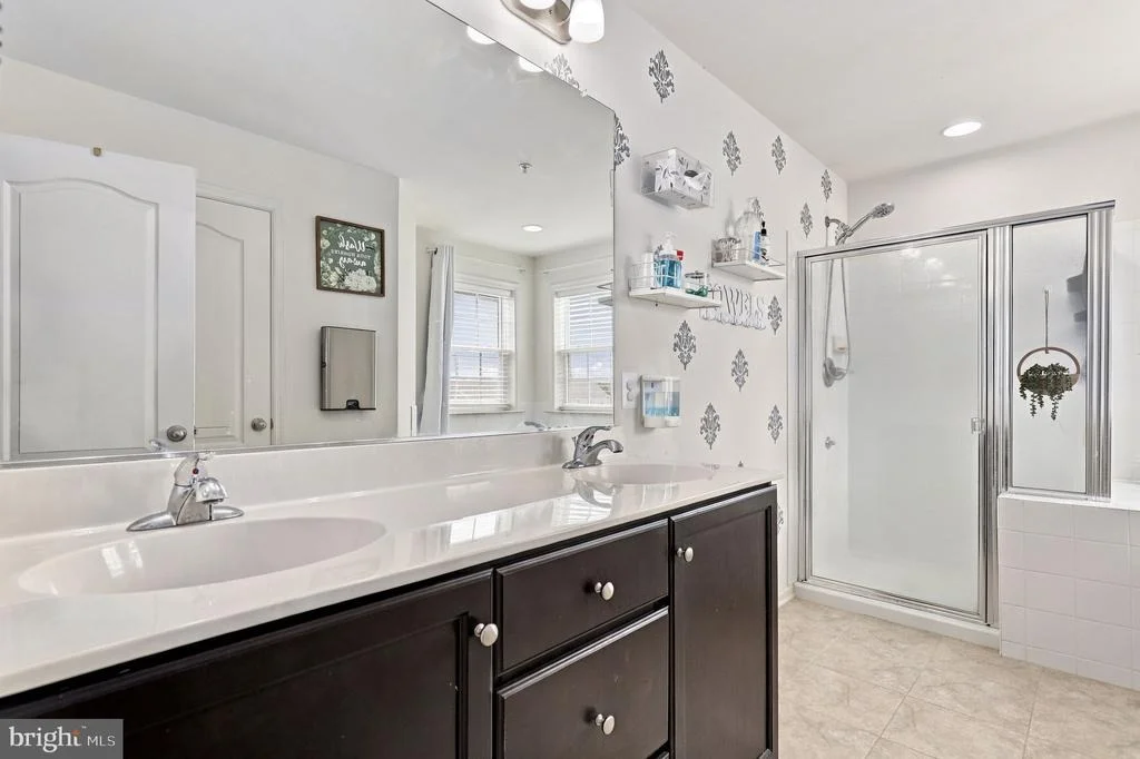 Photo of 18316 PETWORTH CIRCLE