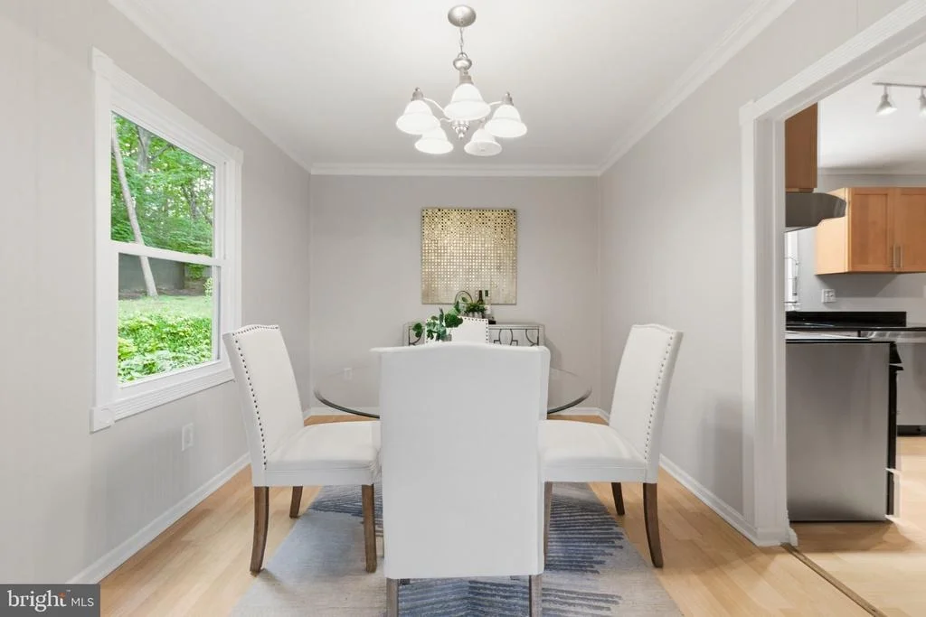 Photo of 7338 STUART CIRCLE