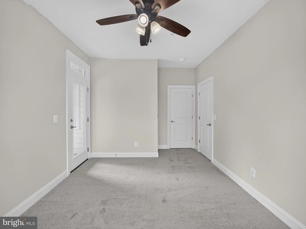 Photo of 3032 MOORE LANE