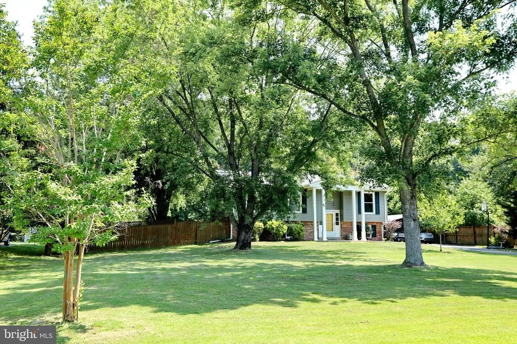 Photo of 5016 SKYLARK DRIVE